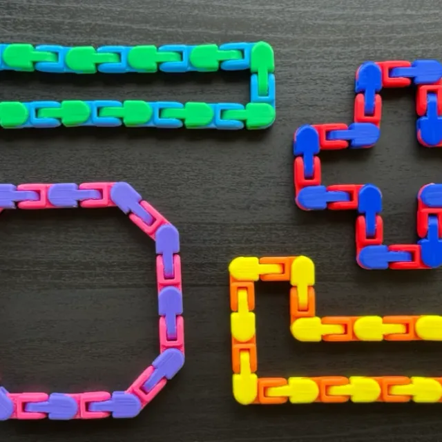 SuperLinks Modular Fidget printed by TKA Custom Printing